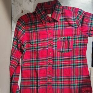 Hollister Green And Red Plaid Size XS Button Shirt